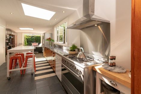 Photo of property in 200 Tinakori Road, Thorndon, Wellington, 6011