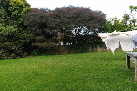 Photo of property in 329 East Coast Road, Mairangi Bay, Auckland, 0630