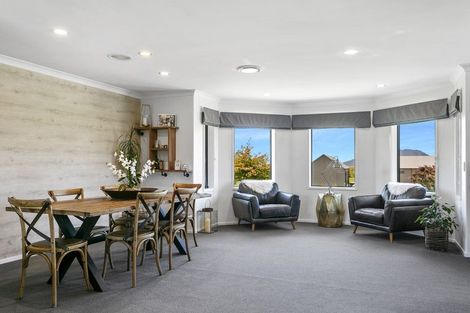 Photo of property in 71 Loch Views Road, Acacia Bay, Taupo, 3385