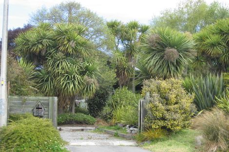 Photo of property in 25 Petries Road, Woodend, 7610