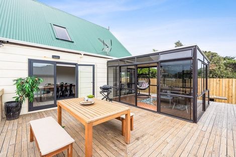 Photo of property in 189 Tutere Street, Waikanae Beach, Waikanae, 5036