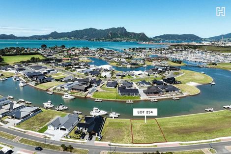 Photo of property in 25 Maturiki Drive, One Tree Point, 0118