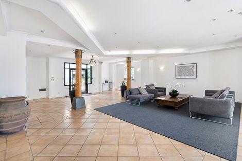Photo of property in Highgate Towers, 5b/8 Howe Street, Freemans Bay, Auckland, 1011
