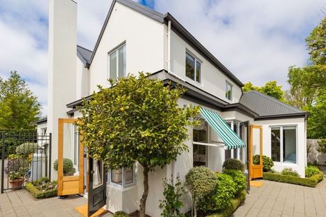 Photo of property in 2/29 Wroxton Terrace, Merivale, Christchurch, 8014