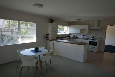 Photo of property in 1/6 Keeney Court, Papakura, 2110