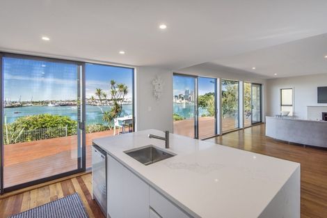 Photo of property in 79a Stanley Point Road, Stanley Point, Auckland, 0624