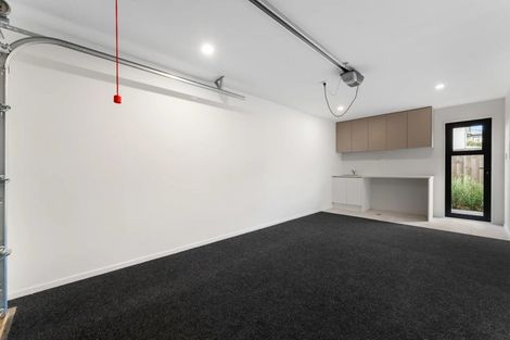 Photo of property in 5/27 Taikata Road, Te Atatu Peninsula, Auckland, 0610