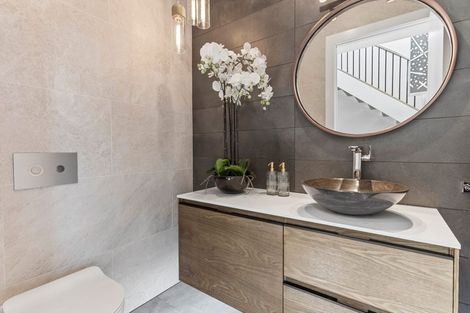 Photo of property in 236 Vipond Road, Stanmore Bay, Whangaparaoa, 0932