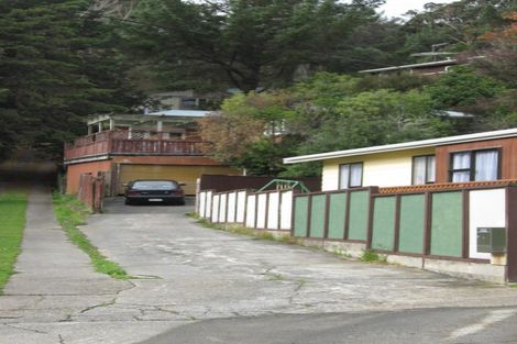 Photo of property in 8 Kereru Grove, Stokes Valley, Lower Hutt, 5019