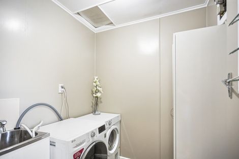 Photo of property in 198 Mcquarrie Street, Kingswell, Invercargill, 9812