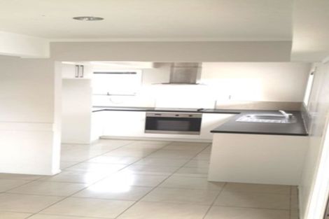 Photo of property in 12 Ronald Place, Manurewa, Auckland, 2102