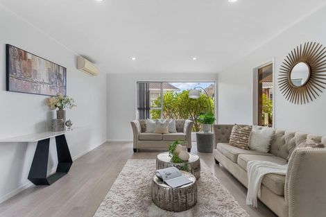 Photo of property in 54 Cockayne Crescent, Sunnynook, Auckland, 0620