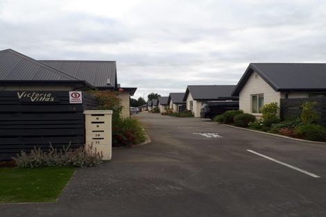 Photo of property in 2/24 Victoria Street, Rangiora, 7400