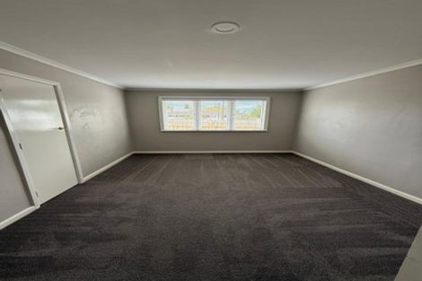 Photo of property in 1/48 Shakespeare Road, Milford, Auckland, 0620