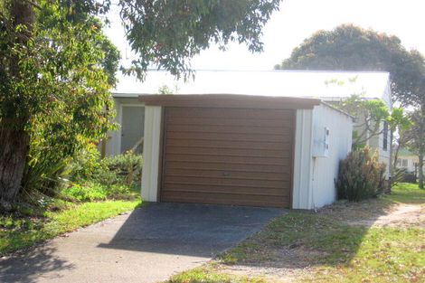 Photo of property in 229 Linton Crescent, Whangamata, 3620