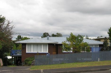 Photo of property in 17 Addison Drive, Glendene, Auckland, 0602