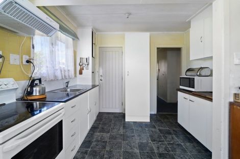 Photo of property in 24 Bellingham Crescent, Fordlands, Rotorua, 3015