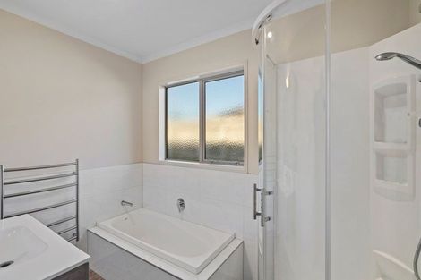 Photo of property in 8 Utopia Park Heights, Welcome Bay, Tauranga, 3112