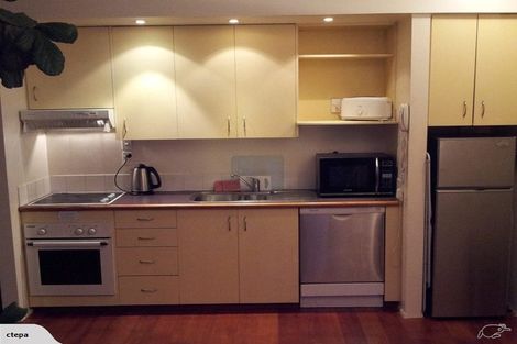Photo of property in Hopper Street Apartments, 4/20 Hopper Street, Mount Cook, Wellington, 6011