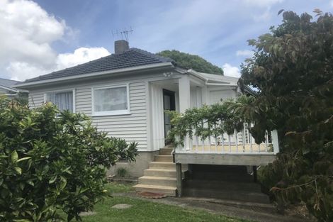 Photo of property in 27 Lambeth Road, Mount Eden, Auckland, 1041