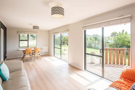 Photo of property in 26 Kitchener Street, Te Horo Beach, Otaki, 5581