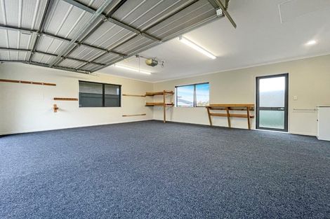 Photo of property in 65 Percy Kinsman Crescent, Riverstone Terraces, Upper Hutt, 5018