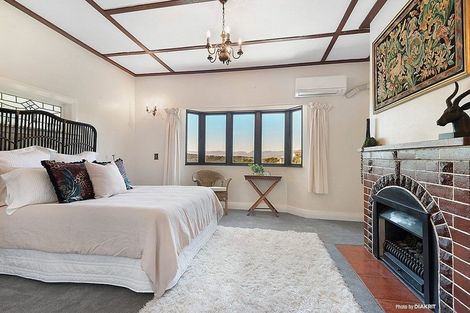 Photo of property in 106 Mortimer Terrace, Brooklyn, Wellington, 6021