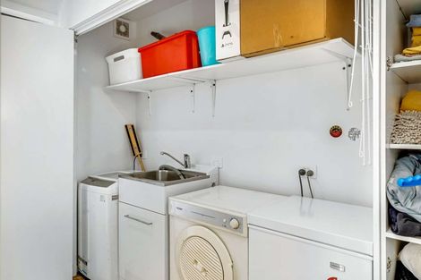 Photo of property in 33 Ngahue Crescent, Carters Beach, Westport, 7825