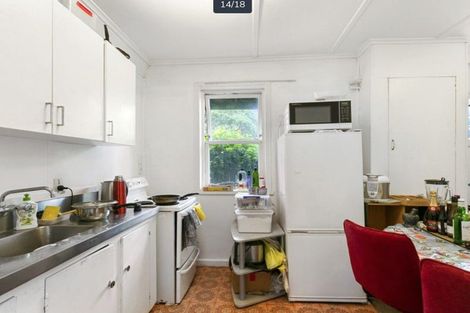 Photo of property in 7 Crawford Road, Kilbirnie, Wellington, 6022