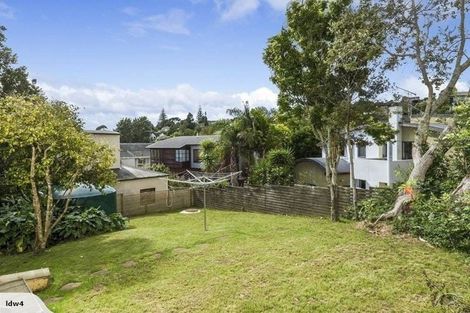 Photo of property in 42a Matipo Road, Mairangi Bay, Auckland, 0630