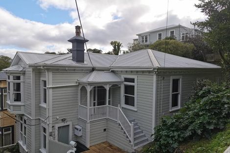 Photo of property in 23 Grass Street, Roseneath, Wellington, 6011