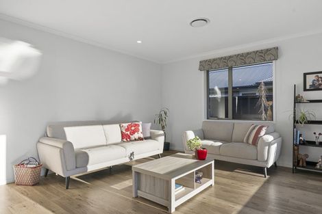 Photo of property in 12 Alpha Way, Rolleston, 7615