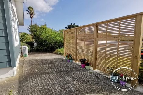 Photo of property in 9 Whaka Street, Maungaturoto, 0520