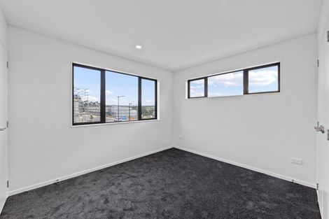 Photo of property in 27 Whiteywood Street, Westgate, 0814