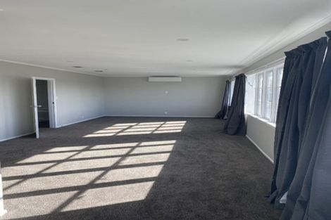 Photo of property in 94 Nicholson Road, Khandallah, Wellington, 6035