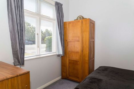 Photo of property in 27 Smith Street, Dannevirke, 4930