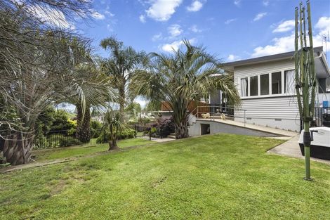 Photo of property in 2 Churchill Street, Putaruru, 3411