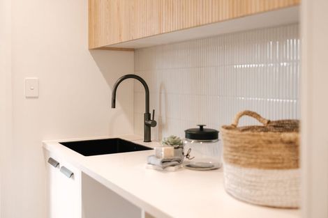 Photo of property in 15 Ihaka Street, Hokowhitu, Palmerston North, 4410