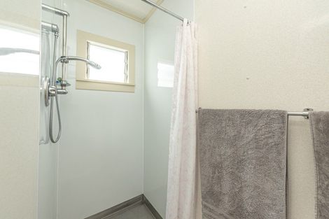 Photo of property in 60 Purnell Street, College Estate, Whanganui, 4500