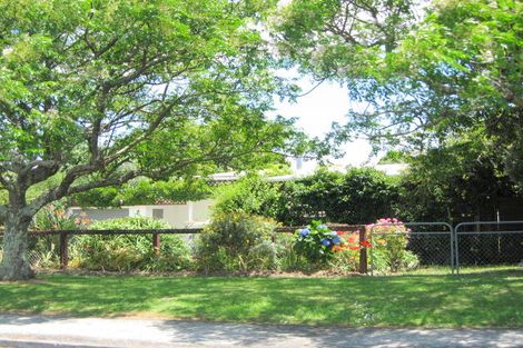 Photo of property in 21 Stevenson Road, Clarks Beach, 2122