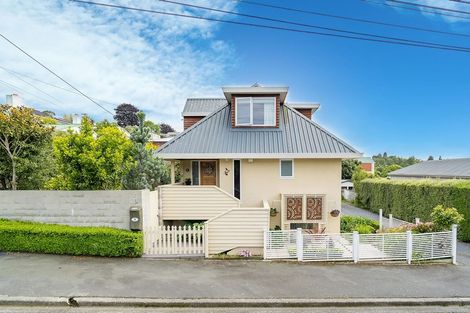 Photo of property in 12 Preston Crescent, Belleknowes, Dunedin, 9011