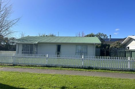 Photo of property in 649 Queen Street East, Levin, 5510