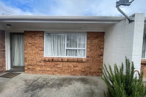 Photo of property in 8/318 Te Atatu Road, Te Atatu South, Auckland, 0610