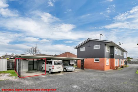 Photo of property in 231a Point Chevalier Road, Point Chevalier, Auckland, 1022