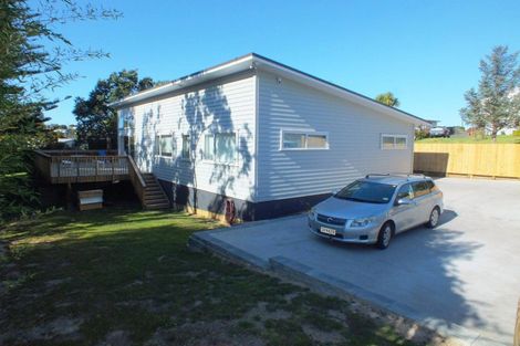 Photo of property in 420a Whangaparaoa Road, Stanmore Bay, Whangaparaoa, 0932