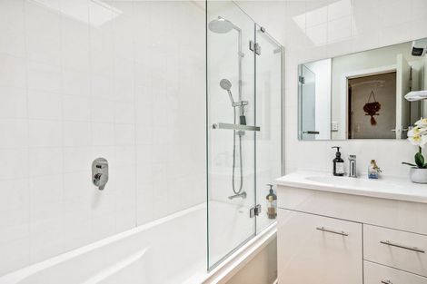 Photo of property in 22 Tarawa Street, Paekakariki, 5034