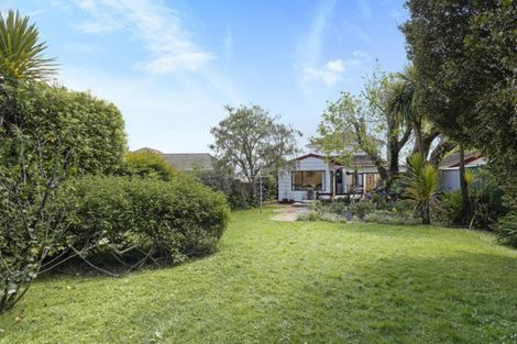 Photo of property in 6 Seaside Avenue, Waterview, Auckland, 1026