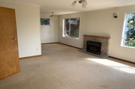 Photo of property in 22b Barron Drive, Green Bay, Auckland, 0604