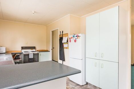 Photo of property in 19 Ashton Place, Highbury, Palmerston North, 4412