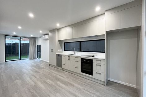 Photo of property in 7c Range View Road, Mount Albert, Auckland, 1025